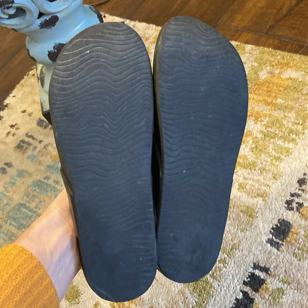 Reef- black flip flops- sz ladies 8 - Picture 5 of 7